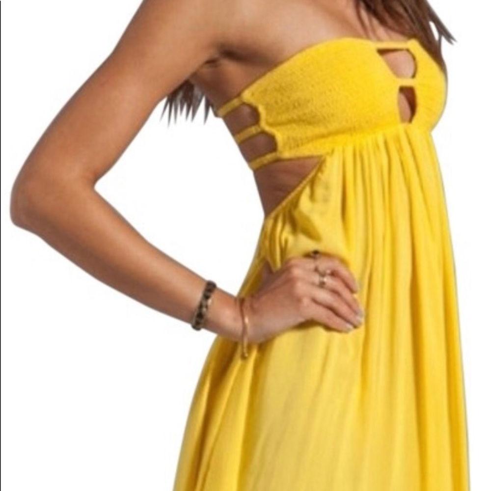 Indah XS Strapless Dress
